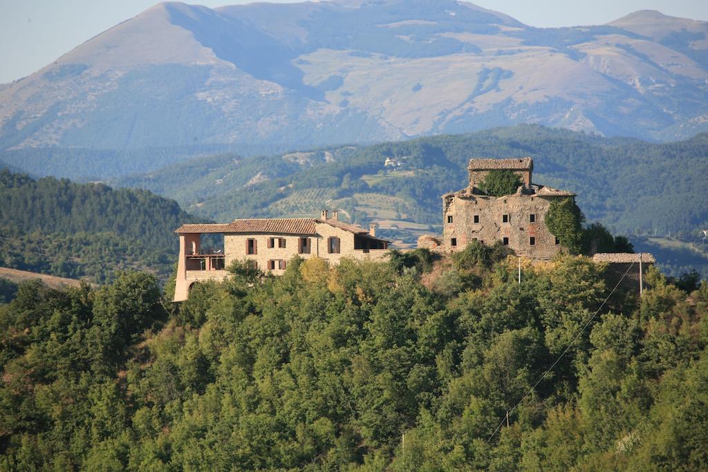 Agriturismo Monte Valentino Pietralunga  Exterior photo